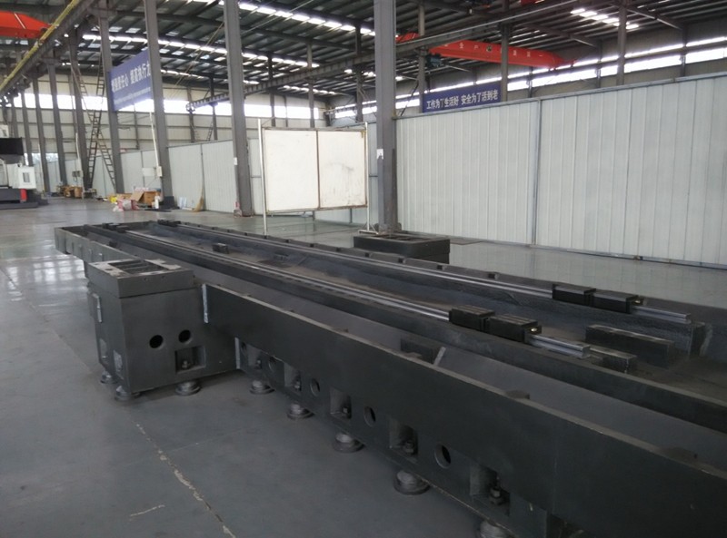 數(shù)控龍門鉆銑加工中心結構特點介紹1